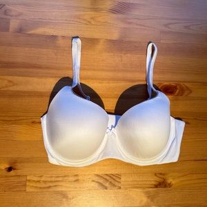 Victoria Secret 36DD lined Demi